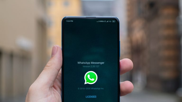 Cara Mengembalikan WhatsApp ke Versi Lama (Downgrade)