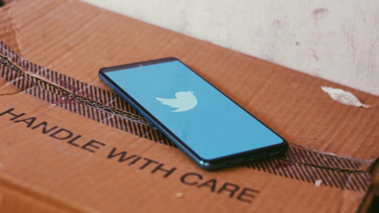 Twitter Akan Kenakan Biaya untuk Metode 2FA Berbasis SMS
