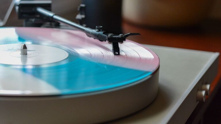 TikTok Bakal Punya Pembuat Musik Berbasis AI Bernama "Ripple"