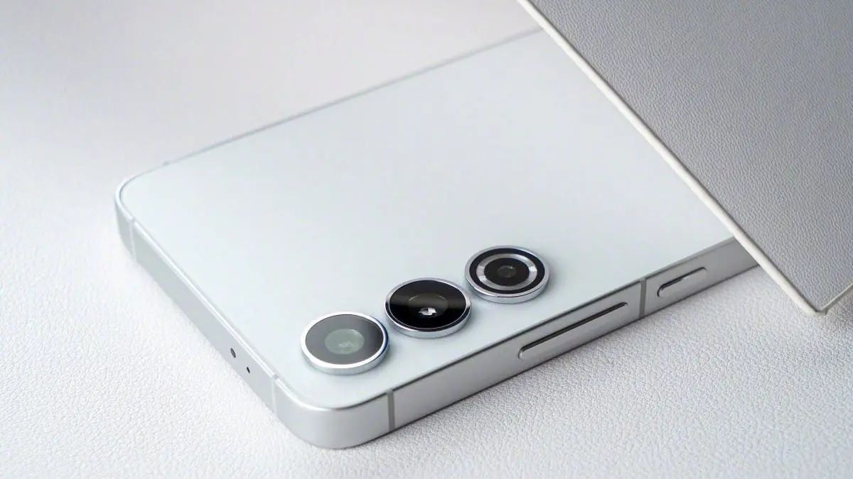 Bocoran Desain Samsung Galaxy S24, Makin Tipis dan Ramping!