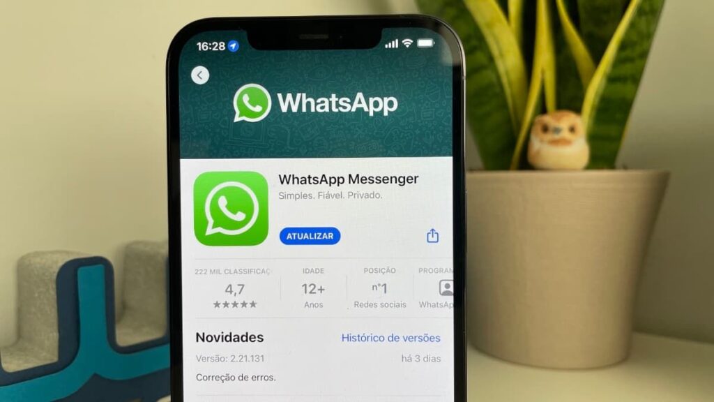 Fitur Baru WhatsApp di iOS, Buat Grup WA Kini Bisa Lebih Cepat!