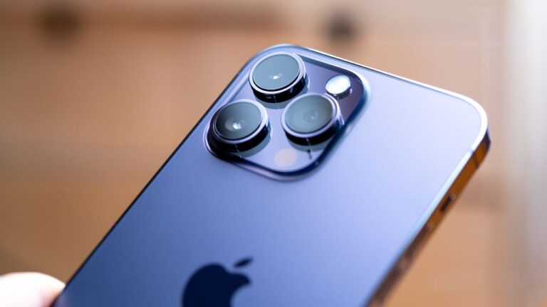 Rumor iPhone 16 Pro: Layar Lebih Besar hingga Jaringan 5G yang Lebih Cepat!